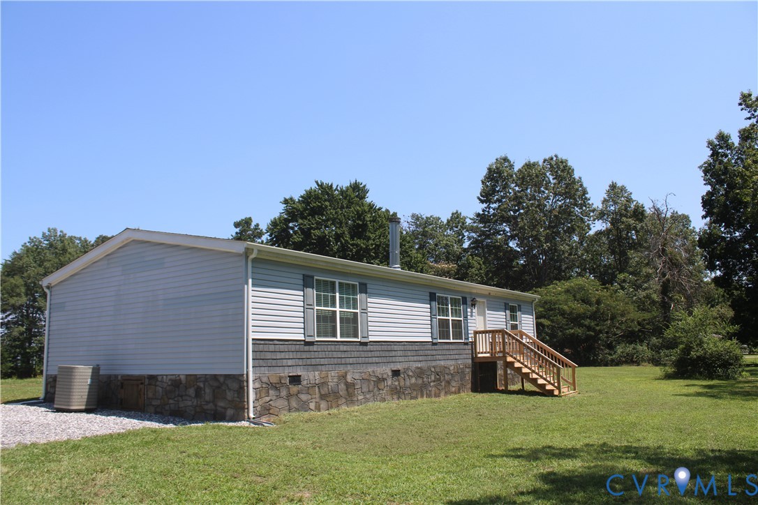 291 Miller Camp Road Buckingham, VA 23921 - Photo 3 of 35 Gallery Image 3