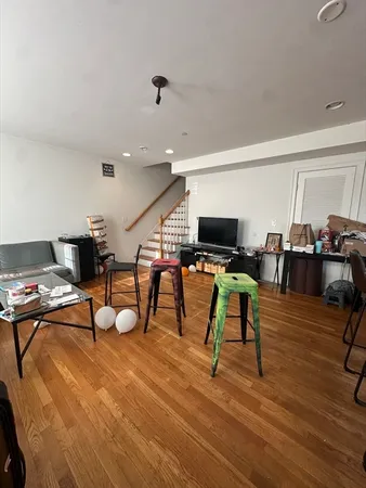 $8,000 | 59 Circuit Street, Unit 59, Boston, MA 02119