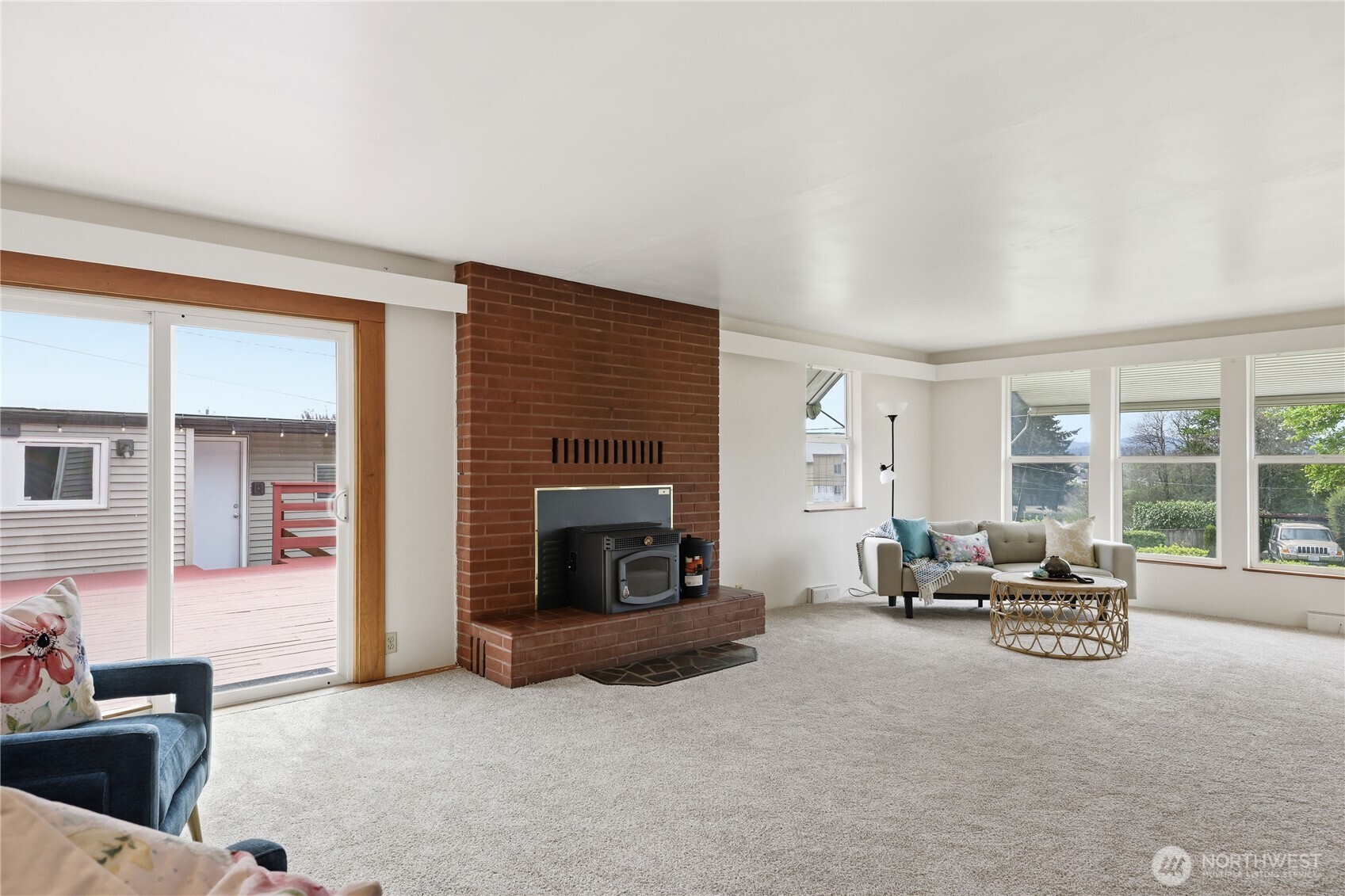 1408 Winfield Avenue Bremerton, WA 98310 - Photo 6 of 34