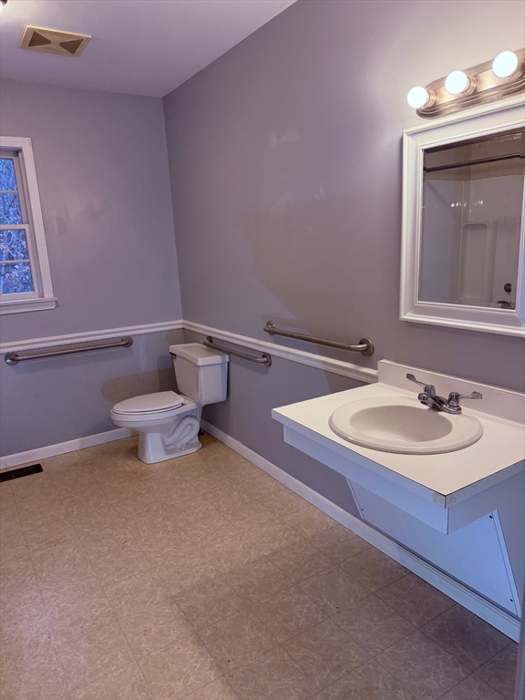 74 North Hatfield Road Hatfield, MA 01038 - Photo 16 of 24