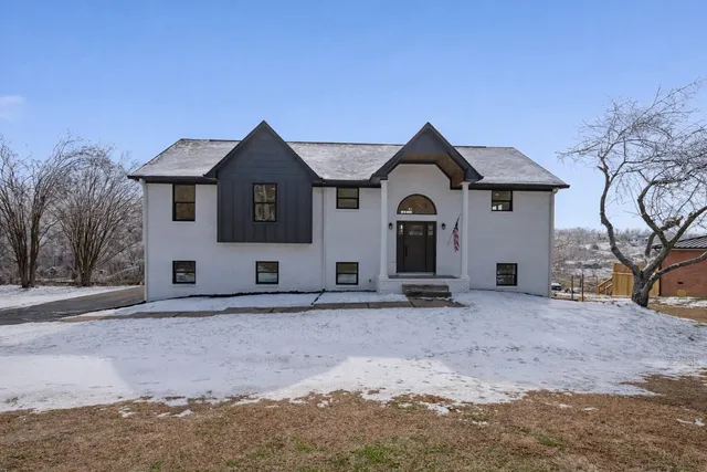 $639,000 | 1264 Old Highway 99, Columbia, TN 38401