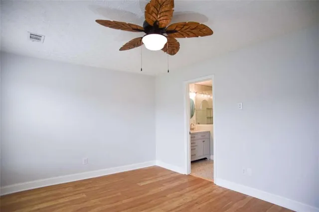 $339,900 | 6616 Splashwater Drive, Flowery Branch, GA 30542