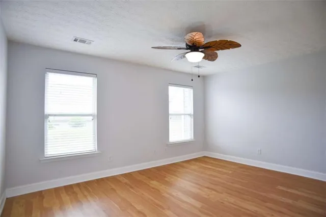 $339,900 | 6616 Splashwater Drive, Flowery Branch, GA 30542