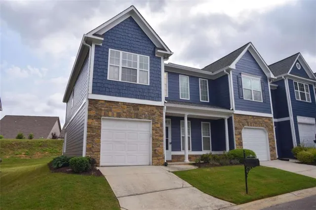 $339,900 | 6616 Splashwater Drive, Flowery Branch, GA 30542