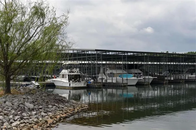 $339,900 | 6616 Splashwater Drive, Flowery Branch, GA 30542