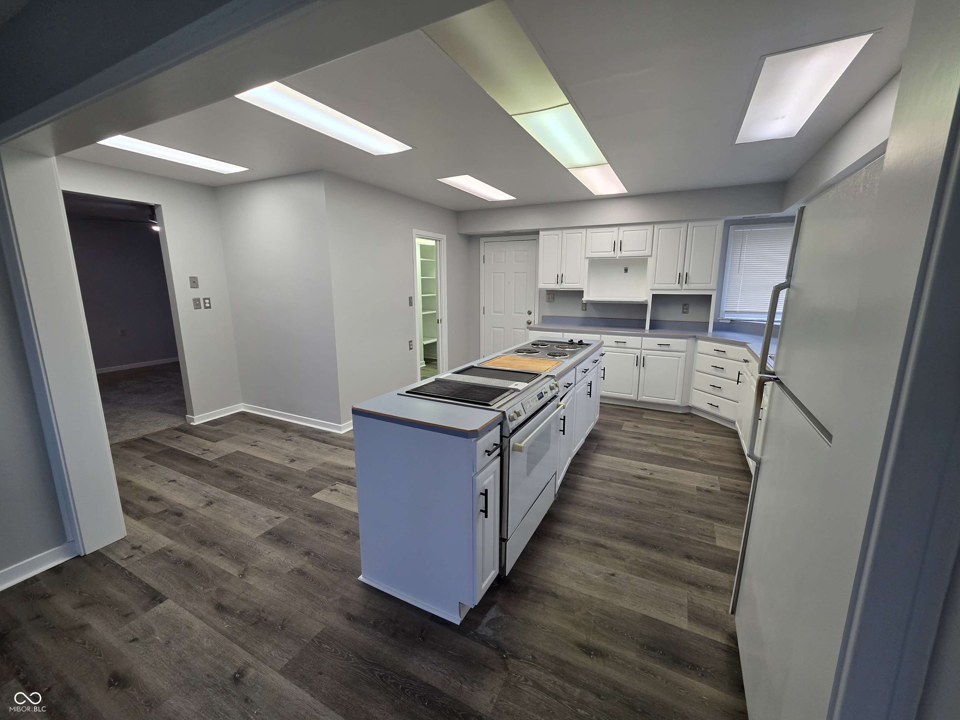 3803 Biscayne Road Indianapolis, IN 46226 - Photo 8 of 31