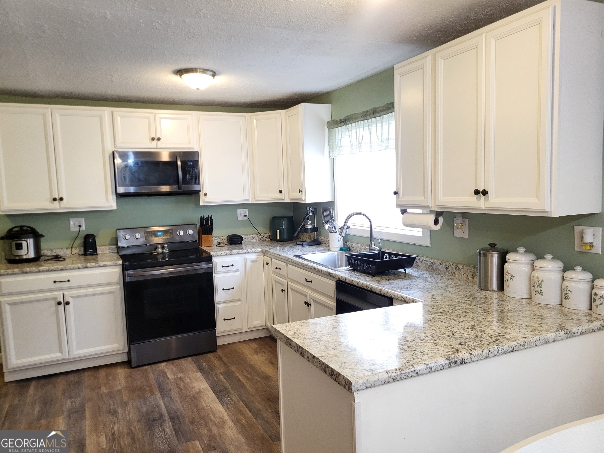 104 Jarrett Street Valley, AL 36854 - Photo 11 of 34