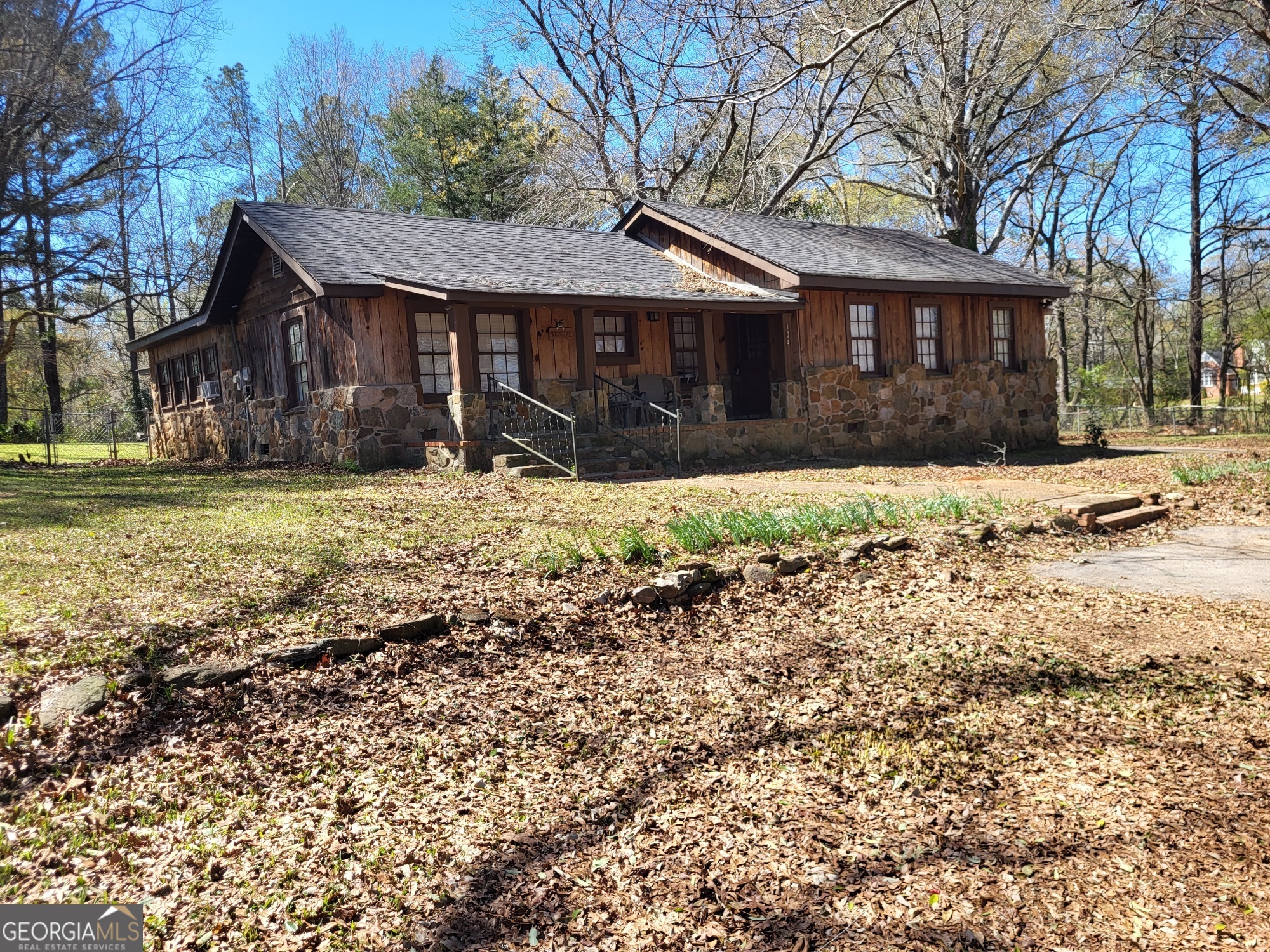104 Jarrett Street Valley, AL 36854 - Photo 2 of 34