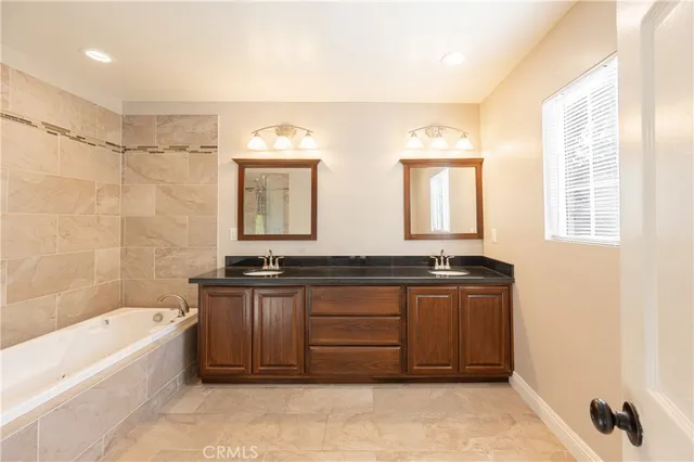 $1,295,000 | 7449-7451 Alabama Avenue, Canoga Park, CA 91303