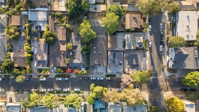 $1,295,000 | 7449-7451 Alabama Avenue, Canoga Park, CA 91303