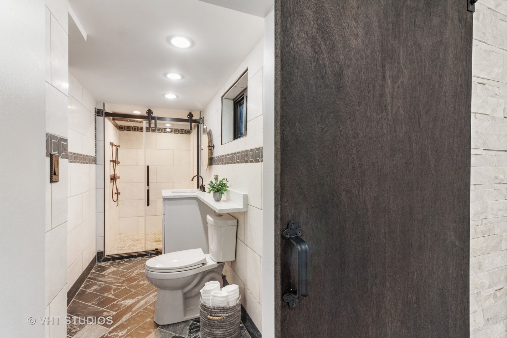 555 Byrd Road Riverside, IL 60546 - Photo 20 of 31