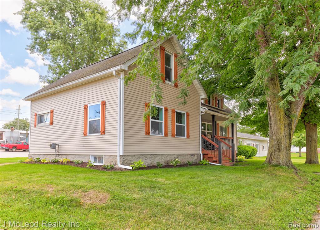 8427 State Road Millington, MI 48746 - Photo 1 of 39