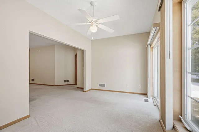 $299,900 | 20452 Cypress Drive, Farmington, MN 55024