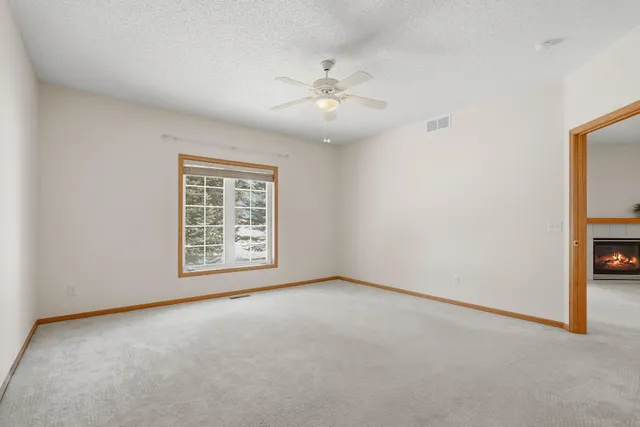 $299,900 | 20452 Cypress Drive, Farmington, MN 55024