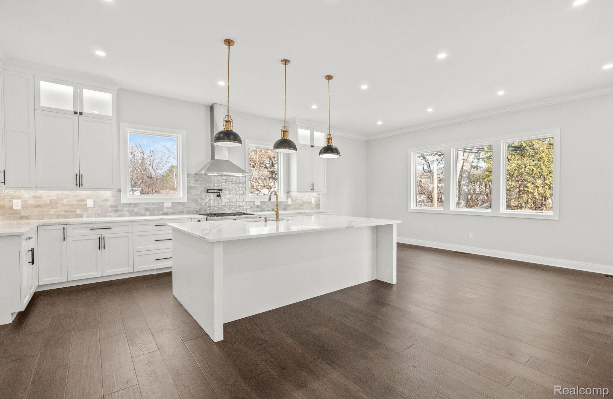 3142 Harvard Road Royal Oak, MI 48073 - Photo 9 of 43 Gallery Image 9