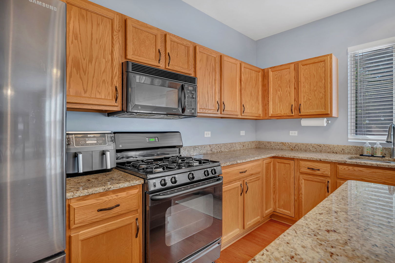 170 Holly Street Bolingbrook, IL 60490 - Photo 13 of 45