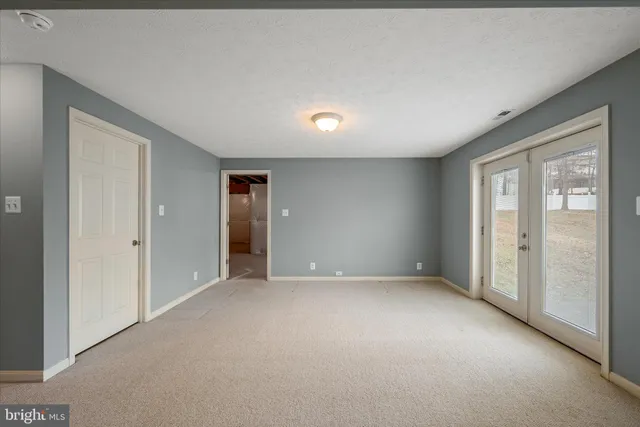 $550,000 | 327 Clydesdale Drive, Stephens City, VA 22655