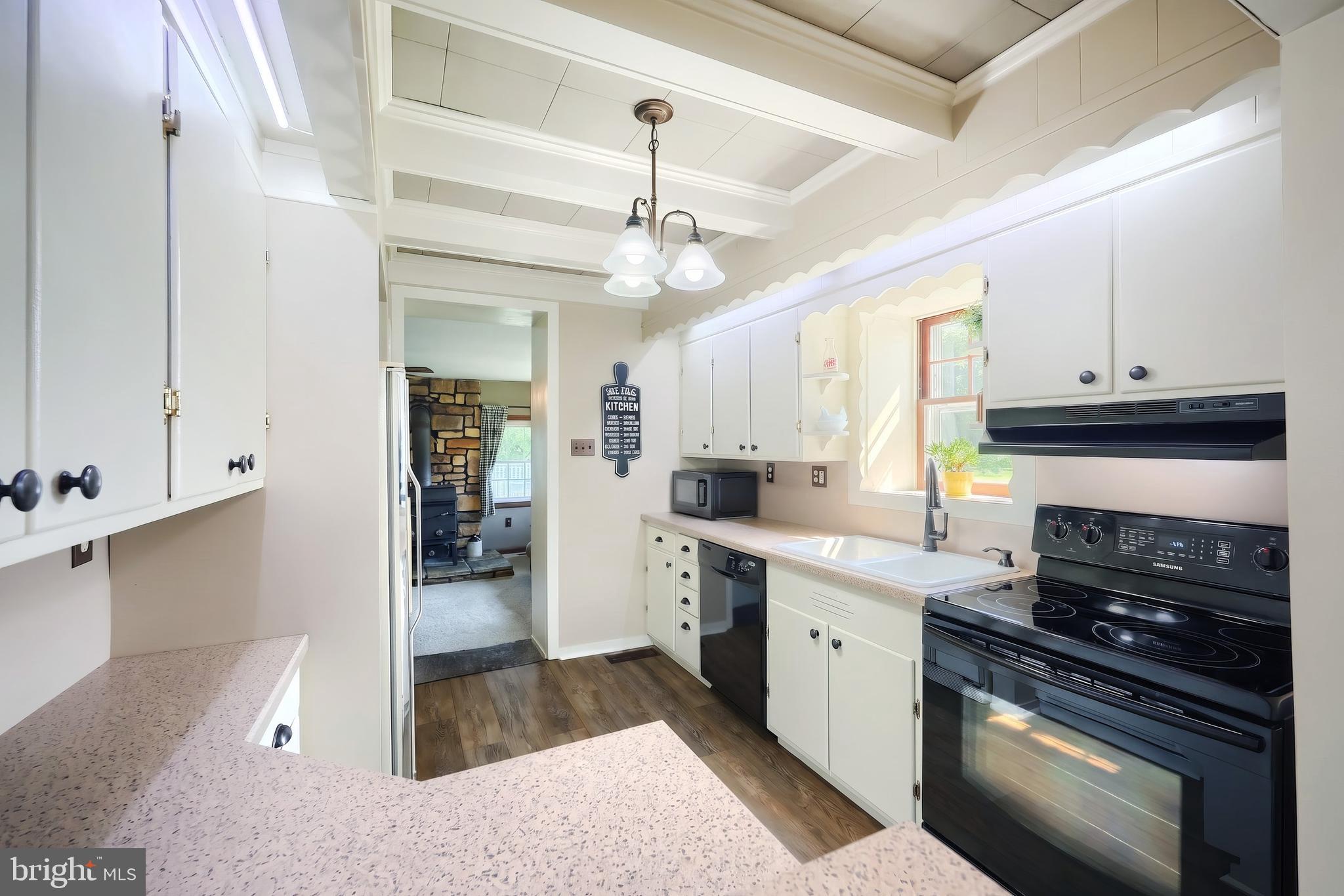 4951 Carlisle Road Dover, PA 17315 - Photo 16 of 55 Gallery Image 16