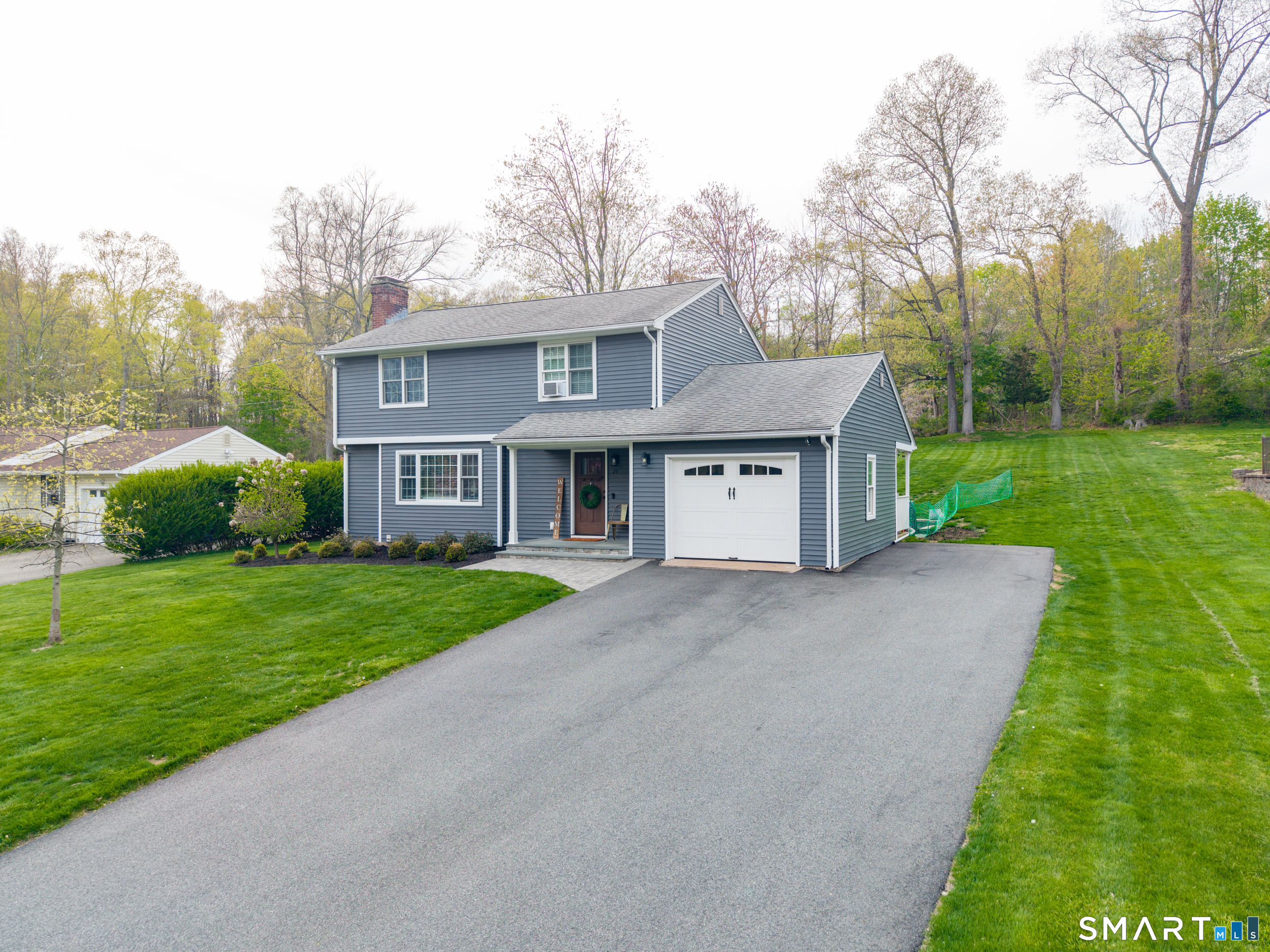 27 Wooding Road Wallingford, CT 06492 - Photo 3 of 31