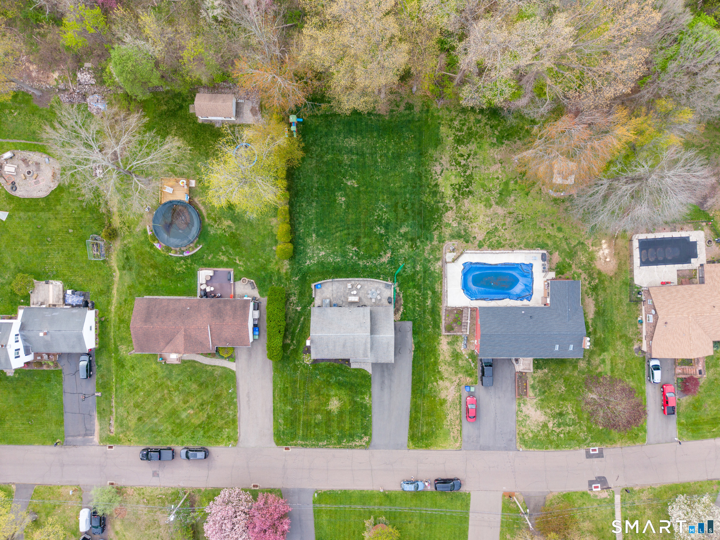 27 Wooding Road Wallingford, CT 06492 - Photo 5 of 31