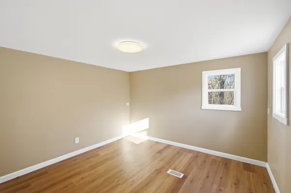 $159,900 | 174 South Stark Highway, Unit 1, Weare, NH 03281