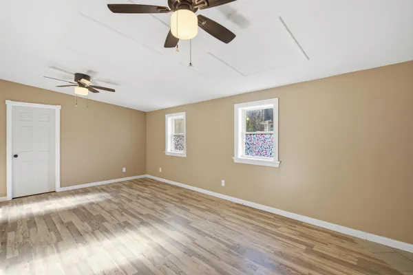 $159,900 | 174 South Stark Highway, Unit 1, Weare, NH 03281