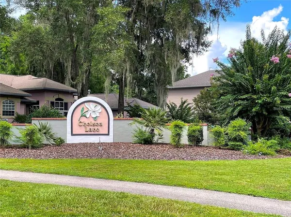 $515,000 | 8828 Northwest 19th Lane, Gainesville, FL 32606