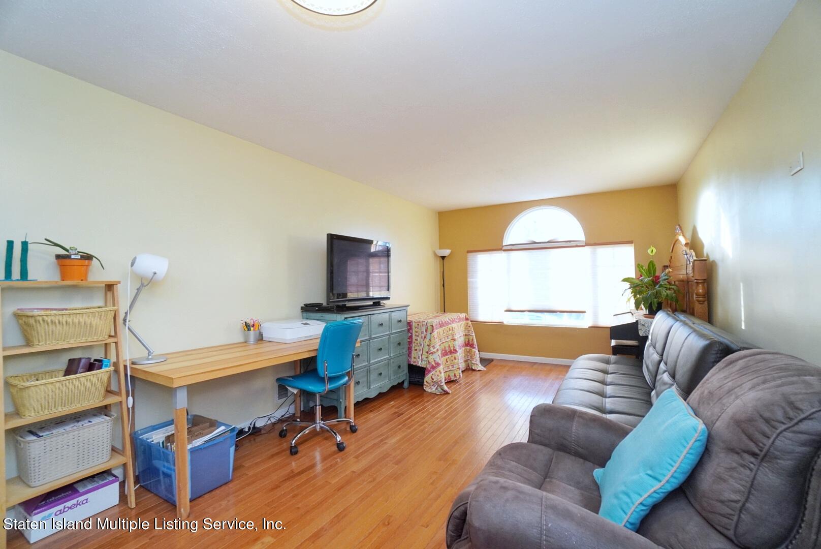 347 Willowbrook Road Staten Island, NY 10314 - Photo 12 of 31 Photo Jan 14, 3 42 32 PM