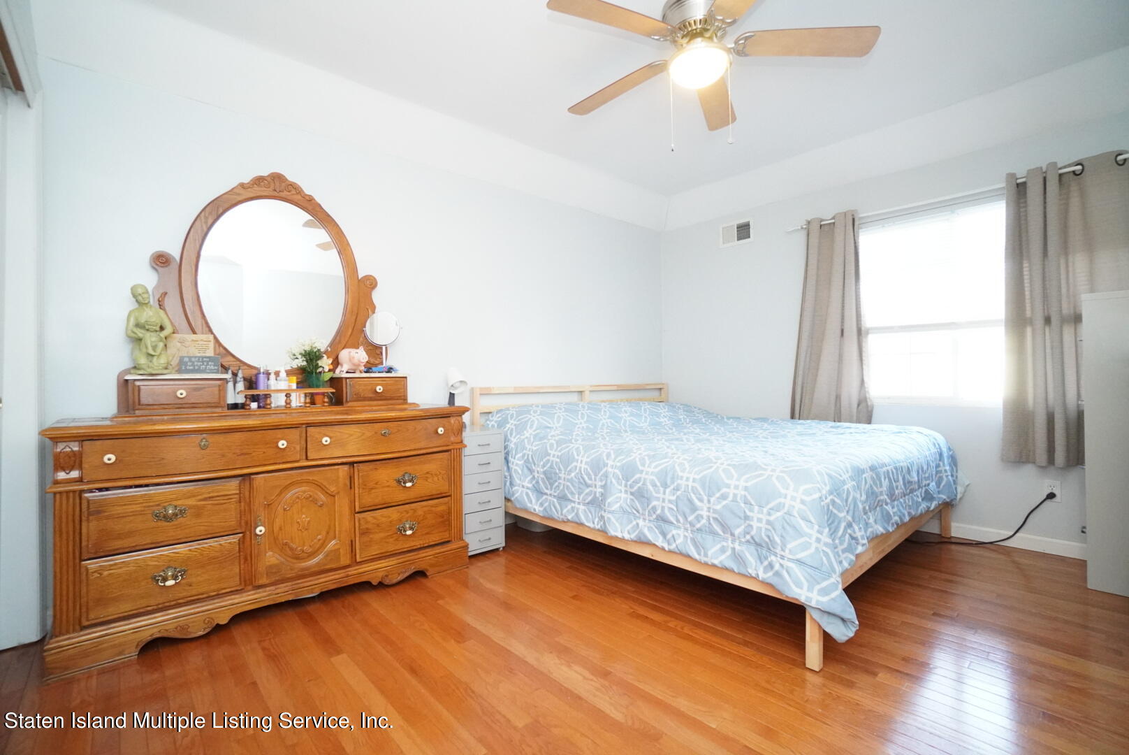 347 Willowbrook Road Staten Island, NY 10314 - Photo 15 of 31 Photo Jan 14, 3 44 05 PM
