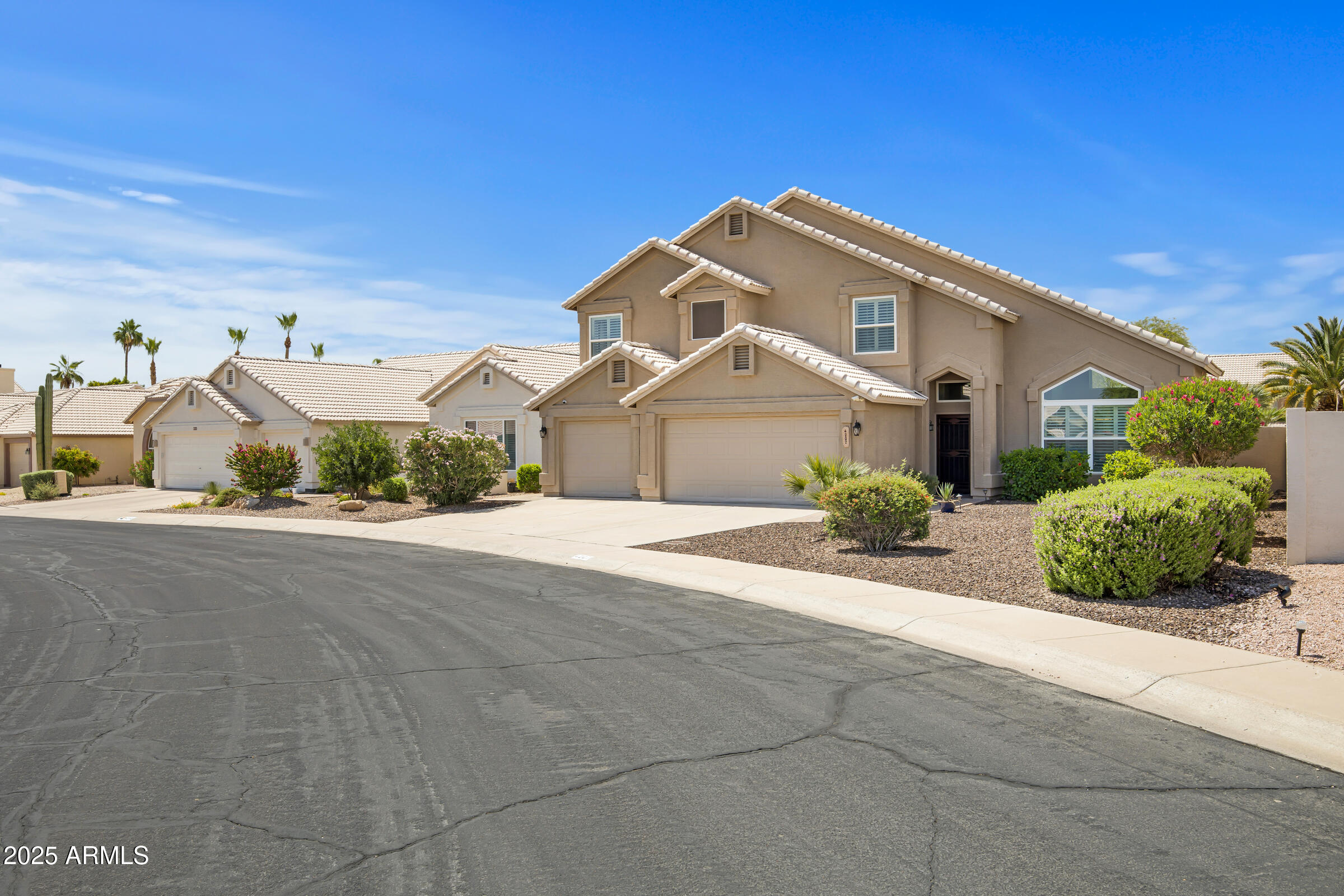 4207 East Rockledge Road Phoenix, AZ 85044 - Photo 4 of 56 4207 E Rockledge Rd-4
