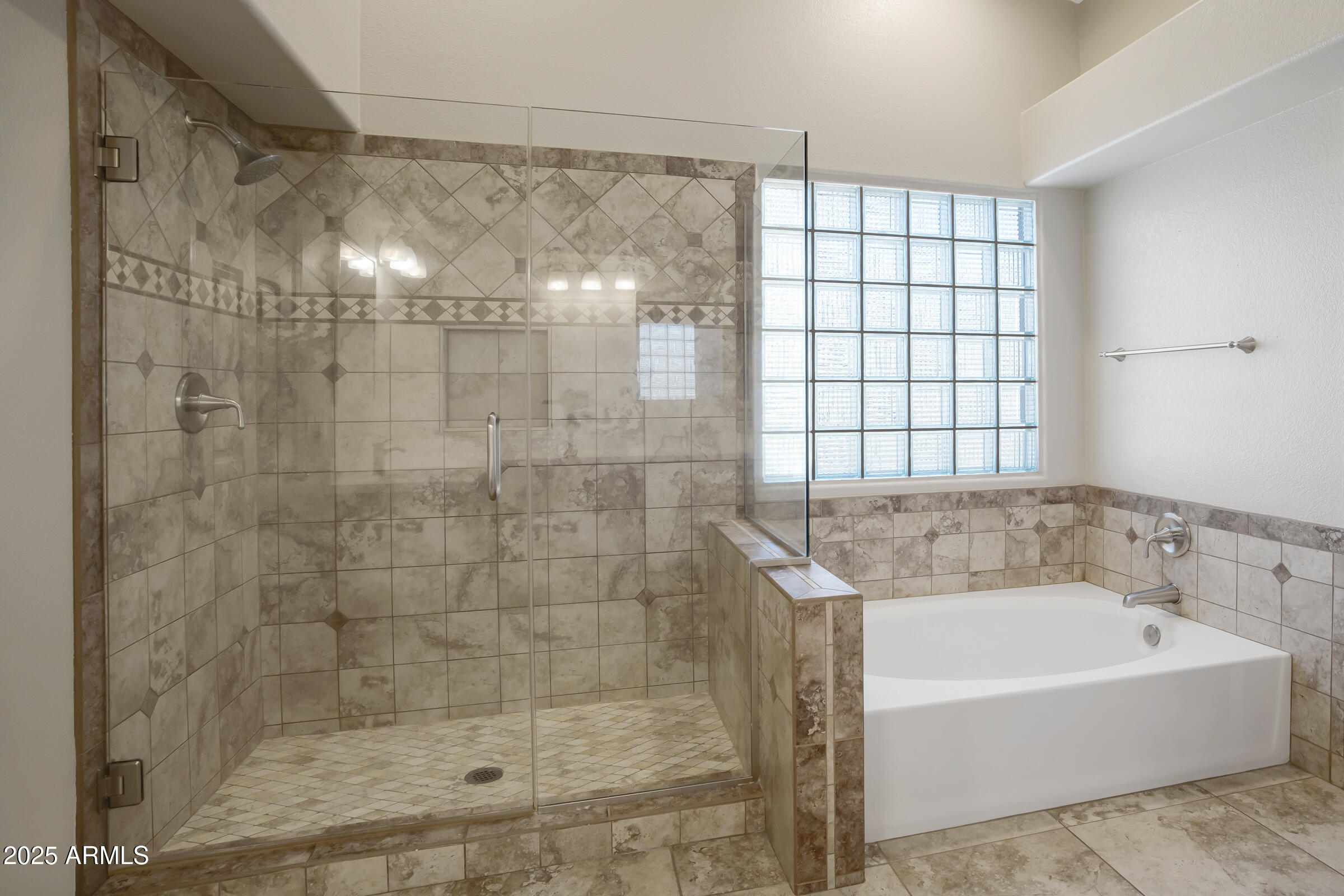 4207 East Rockledge Road Phoenix, AZ 85044 - Photo 47 of 56 4207 E Rockledge Rd-40