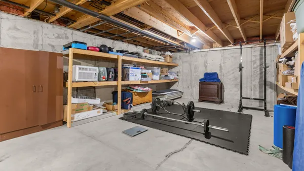 $619,900 | 39 Woodland Drive, Bangor, ME 04401