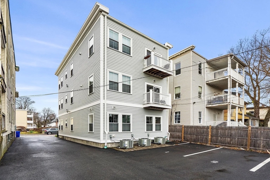32 Wentworth Street, Unit 2 Boston, MA 02124 - Photo 21 of 23 a view of a street with buildings