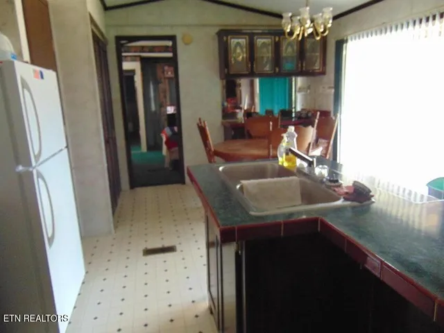 $225,000 | 309 Elizabeth Russell Lane, Speedwell, TN 37870