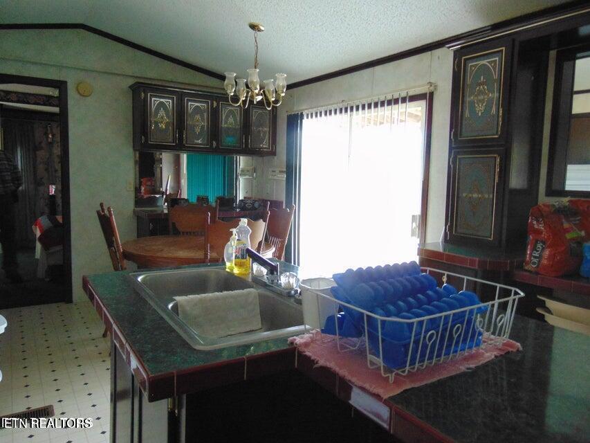 309 Elizabeth Russell Lane Speedwell, TN 37870 - Photo 9 of 16 9