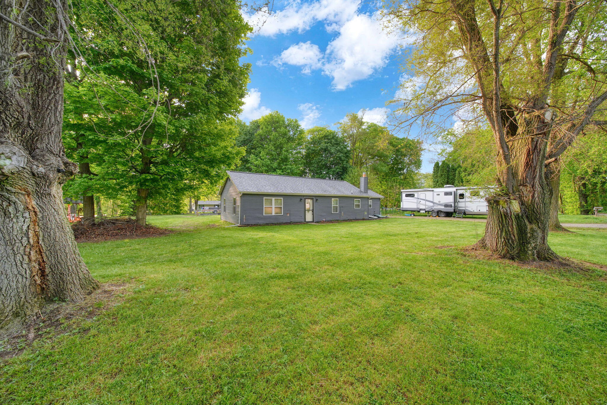 3293 Albion Road Concord, MI 49237 - Photo 3 of 35 3