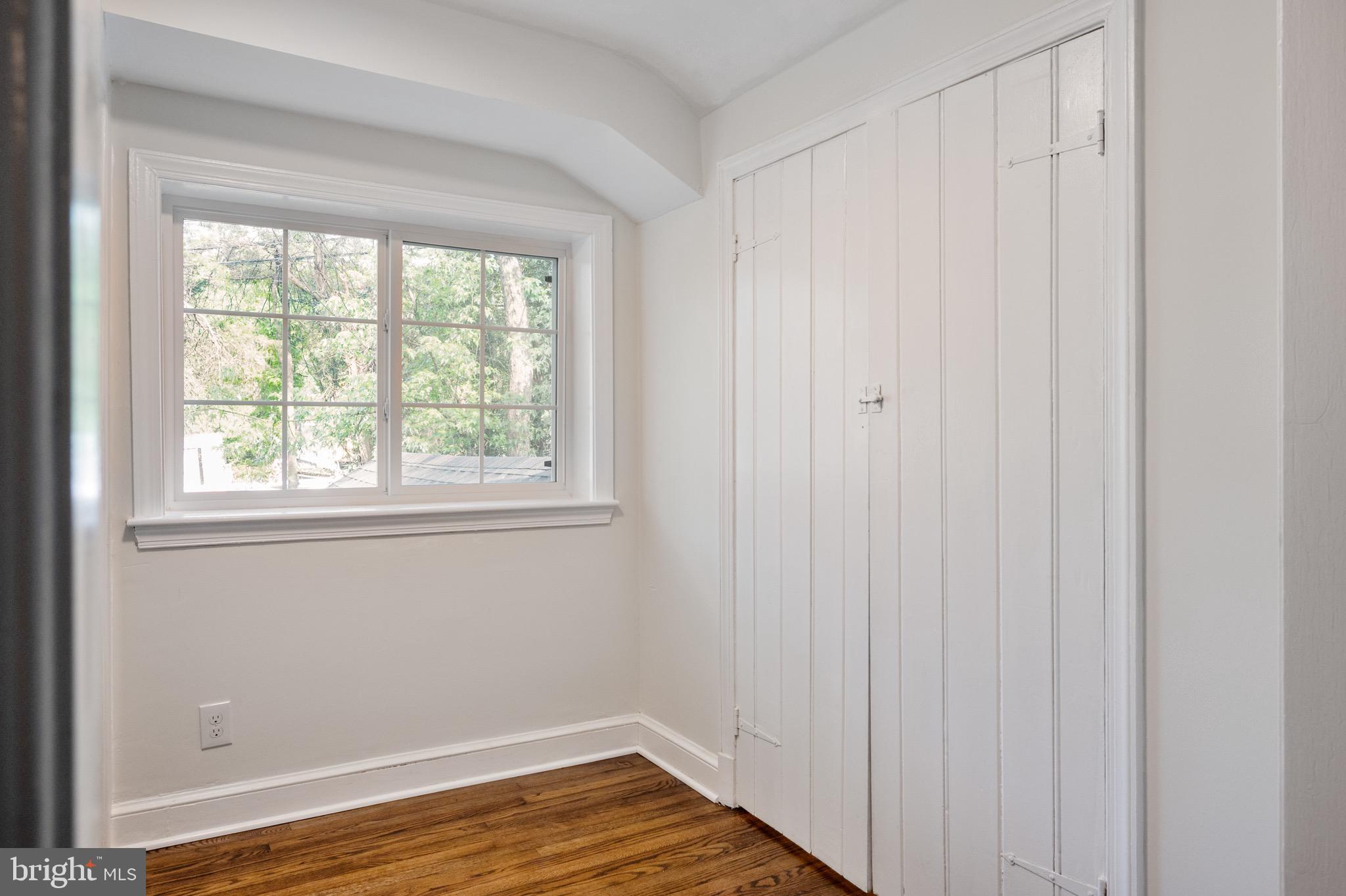 6001 Beech Tree Drive Alexandria, VA 22310 - Photo 50 of 63 a view of a room with wooden floor and a window