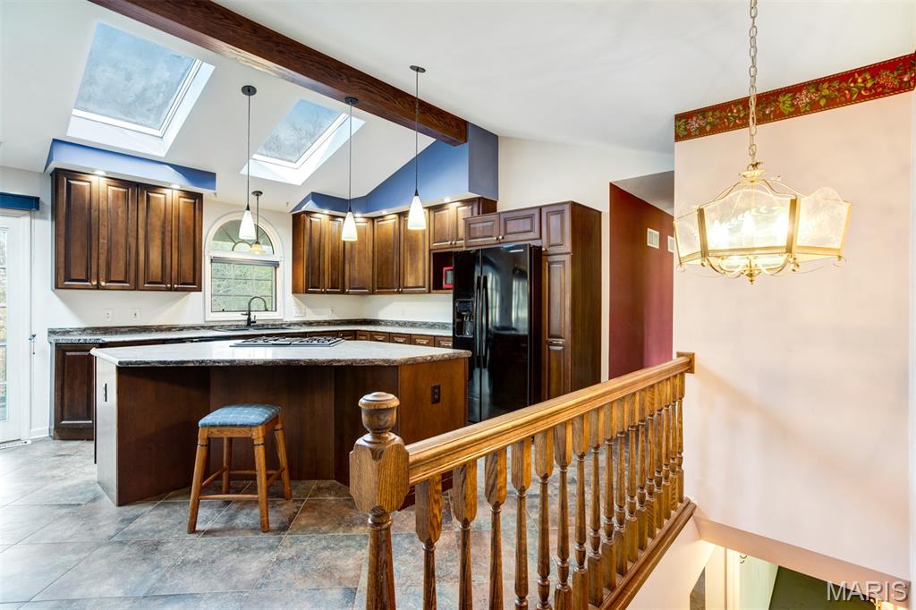 513 Scottsdale Road Kirkwood, MO 63122 - Photo 13 of 52