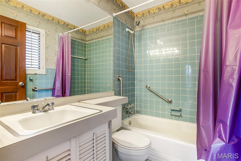 513 Scottsdale Road Kirkwood, MO 63122 - Photo 29 of 52