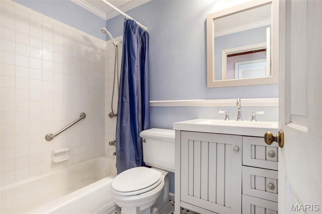 513 Scottsdale Road Kirkwood, MO 63122 - Photo 30 of 52