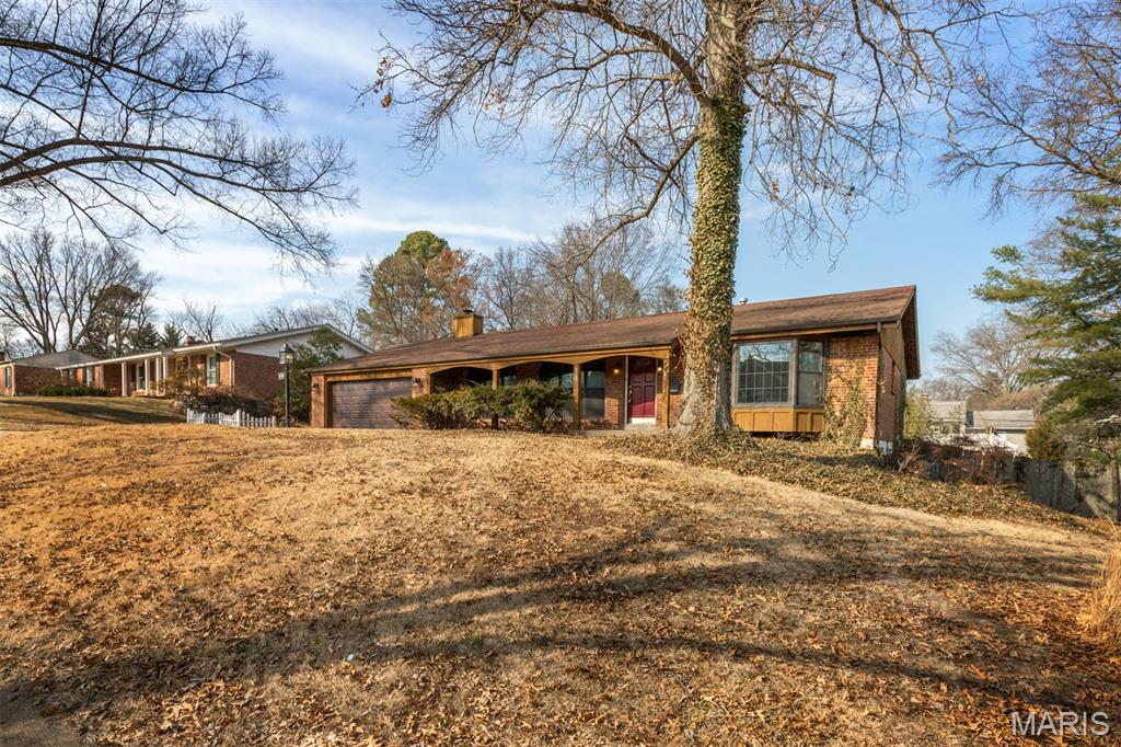 513 Scottsdale Road Kirkwood, MO 63122 - Photo 3 of 52