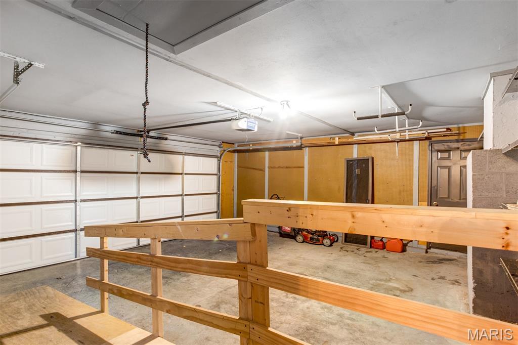 513 Scottsdale Road Kirkwood, MO 63122 - Photo 44 of 52