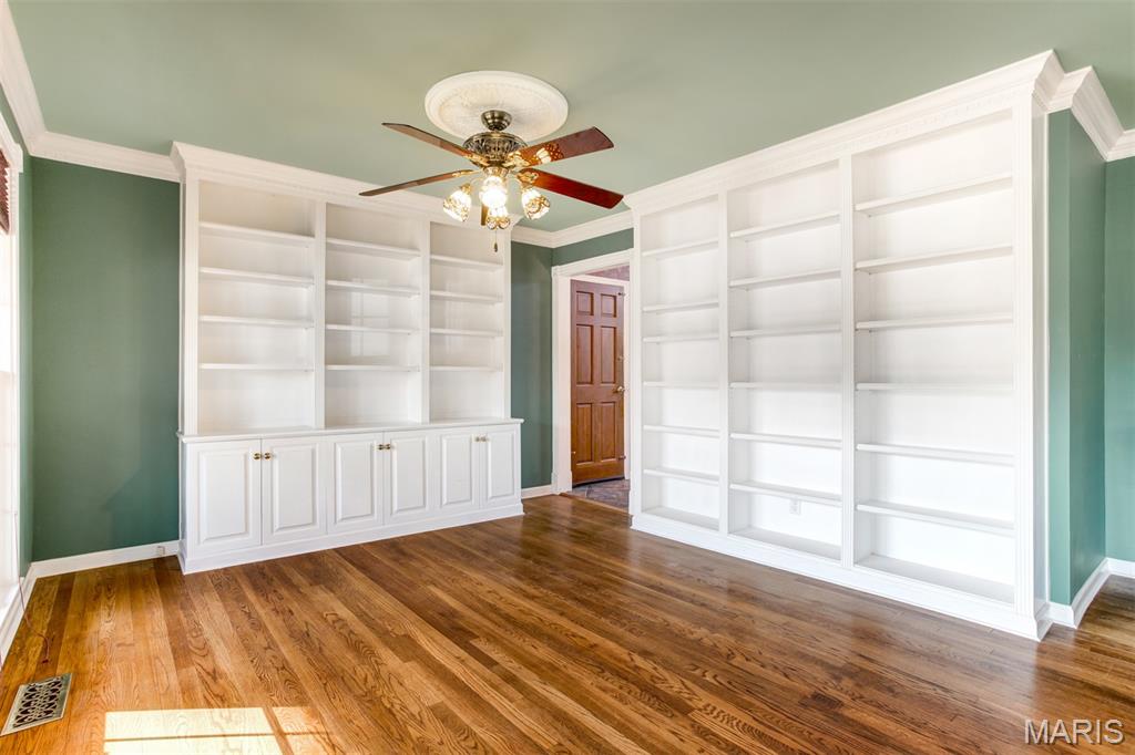 513 Scottsdale Road Kirkwood, MO 63122 - Photo 10 of 52