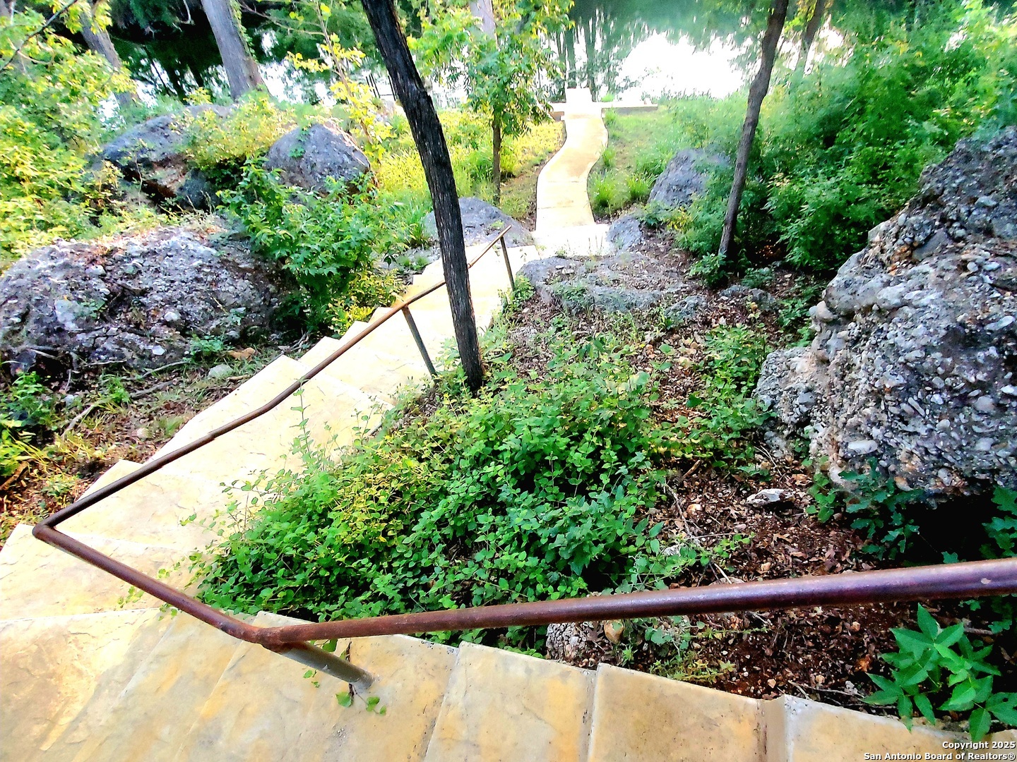 224 Rocky Top Road Medina, TX 78055 - Photo 3 of 38 a view of a garden from a balcony