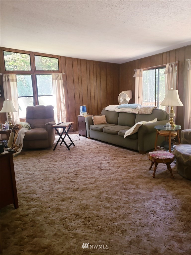 5865 Ray Road Southeast Port Orchard, WA 98367 - Photo 3 of 12 Gallery Image 3