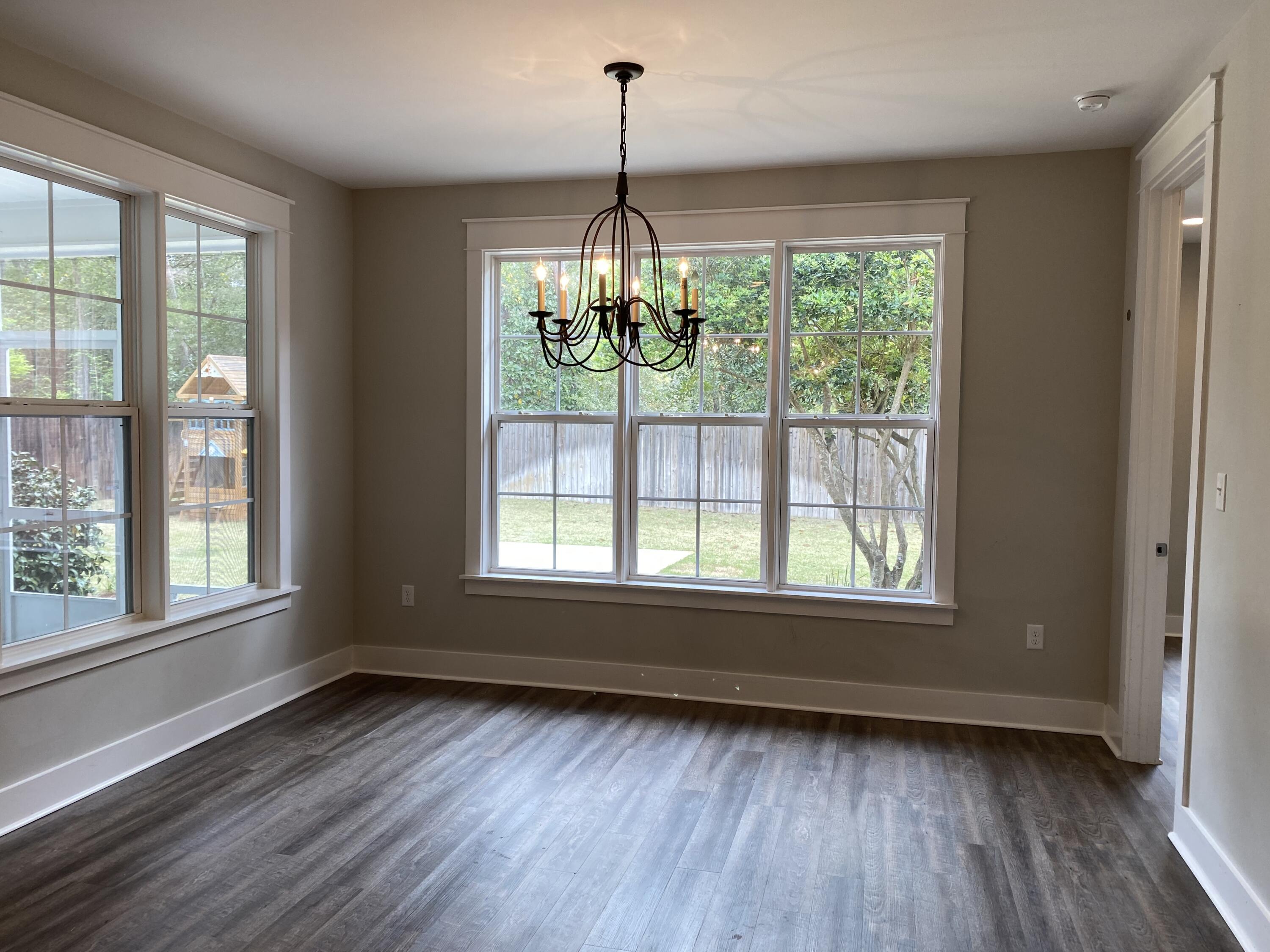 396 Evans Road Niceville, FL 32578 - Photo 5 of 18 IMG_9078
