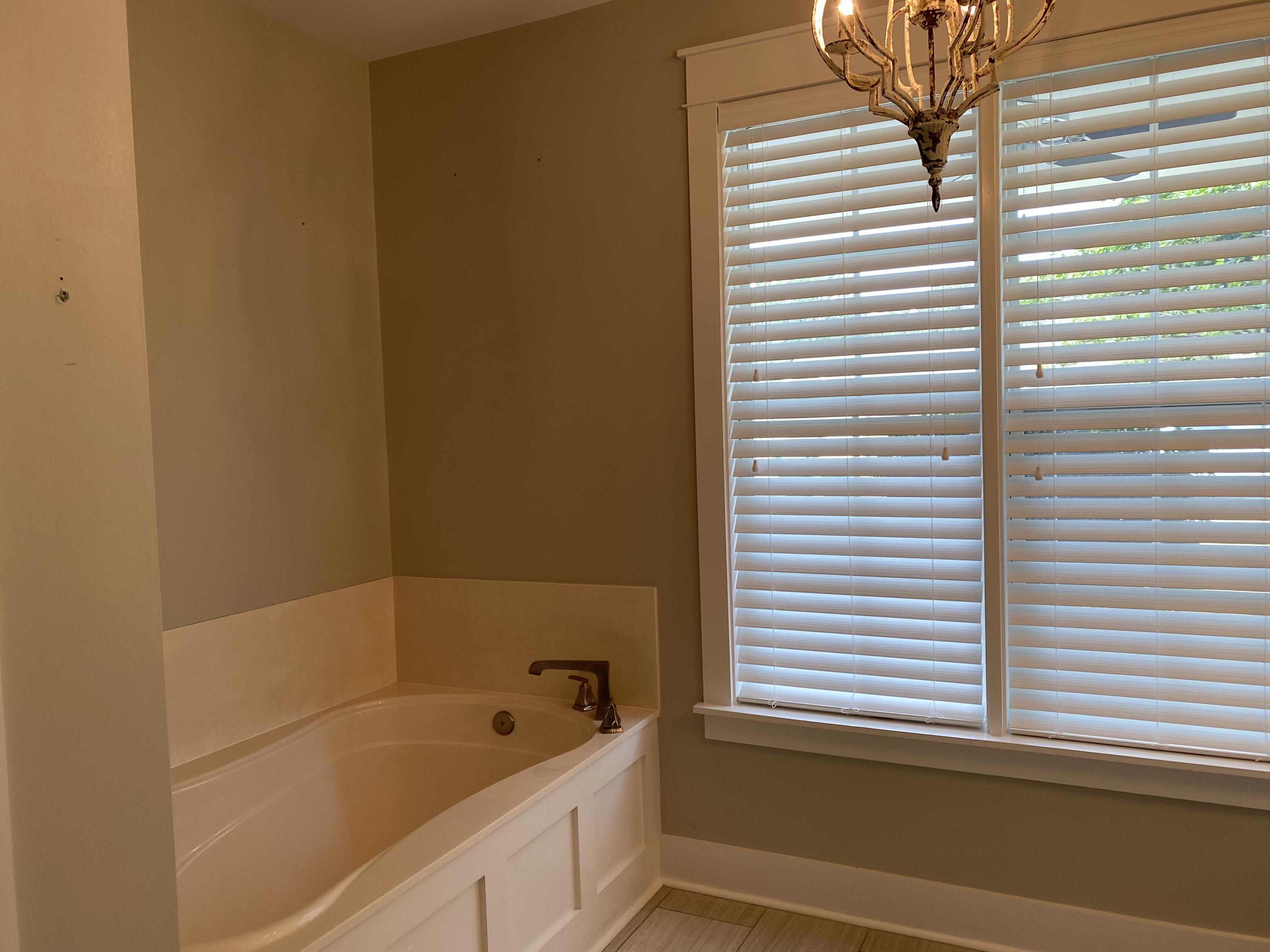 396 Evans Road Niceville, FL 32578 - Photo 8 of 18 IMG_9077