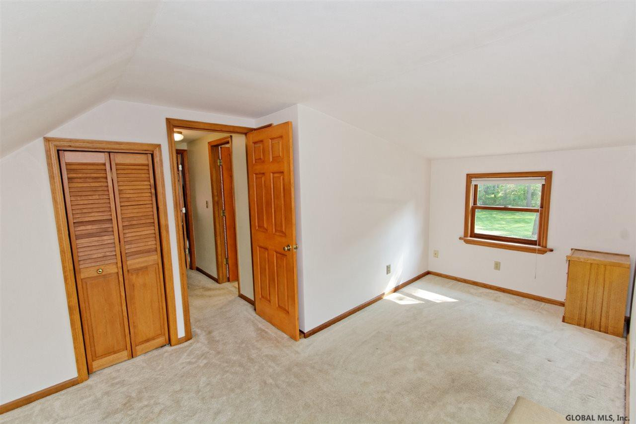10 Wellington Road Bethlehem, NY 12054 - Photo 20 of 25 Photo 20