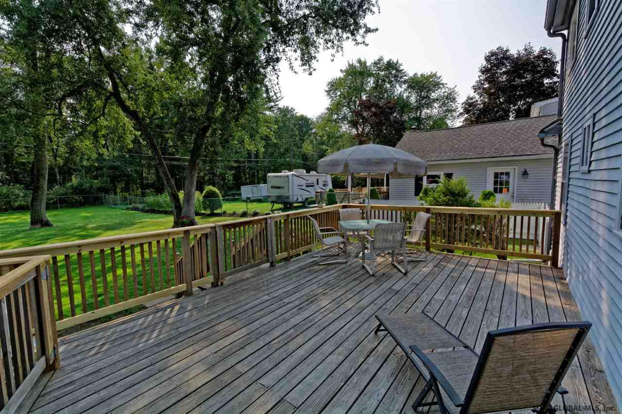 10 Wellington Road Bethlehem, NY 12054 - Photo 3 of 25 Photo 3