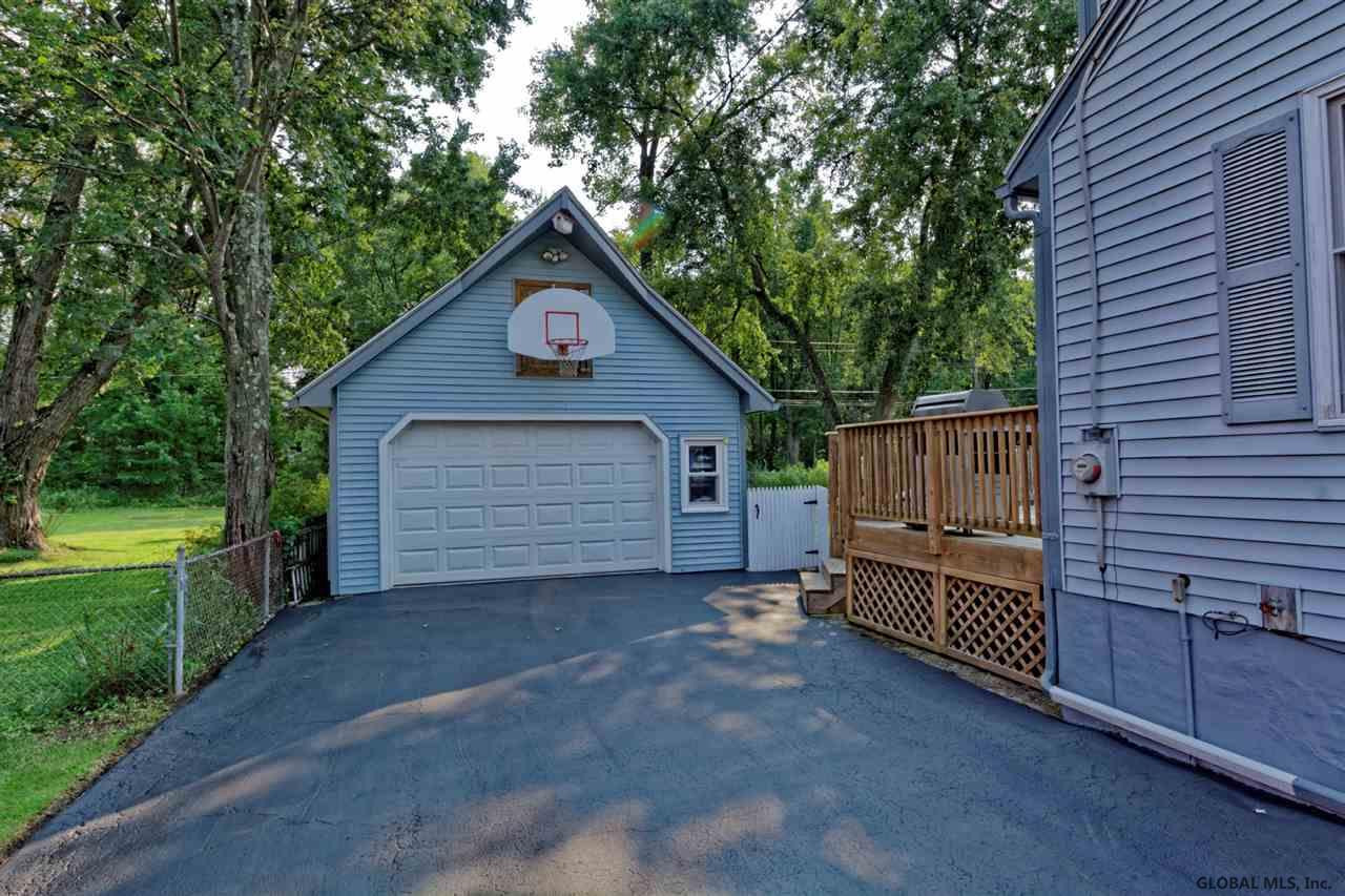 10 Wellington Road Bethlehem, NY 12054 - Photo 6 of 25 Photo 6